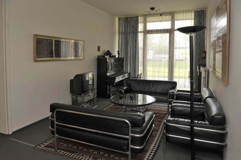 Berlin Art Hotel Гюмри Екстериор снимка